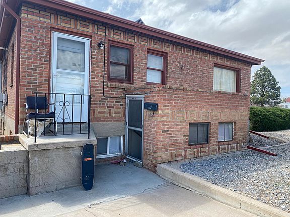 2nd image of 1228 E 2nd St #1/2