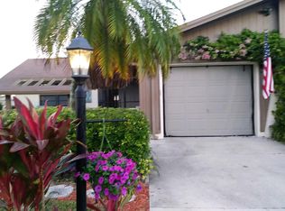 239 Charity Ct, Naples, FL 34112