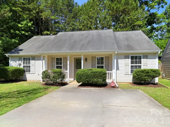 7616 Silver Arrow Dr, Charlotte, NC 28273