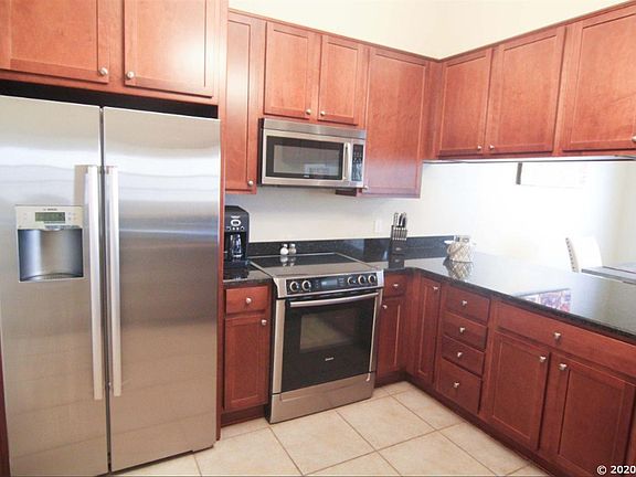 4th image of 230 SW 2nd Ave APT 304