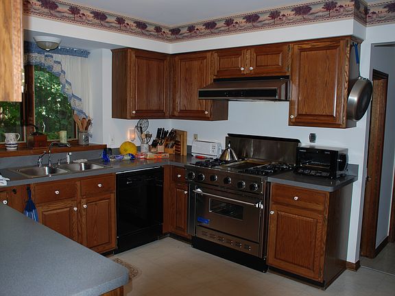 5th image of 6527 Crabapple Dr