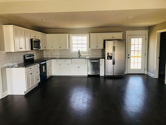 2nd image of 202 Graham Way