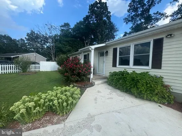 12250 Short St, Remington, VA 22734
