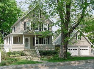 19 Rockland Pl, Greenwich, CT 06831