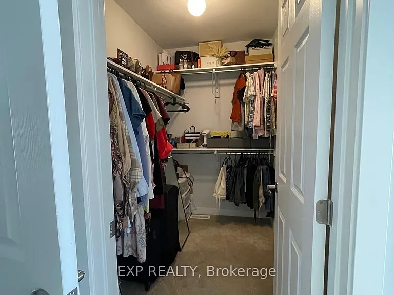 1045 Curraglass Walk — Photo 12