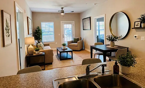 Edgewood Place Photo 1