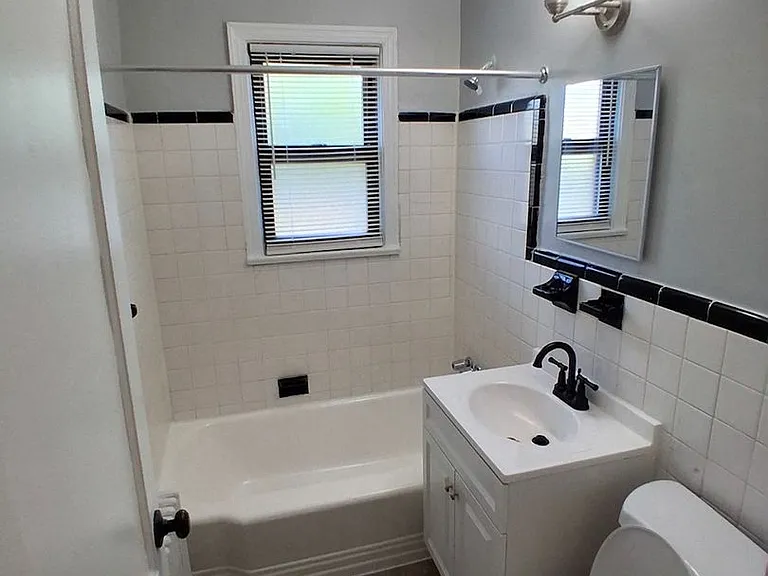 1266 Morse St NE — Photo 14