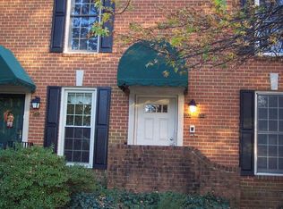1300 Stockley Gdns APT 201, Norfolk, VA 23517