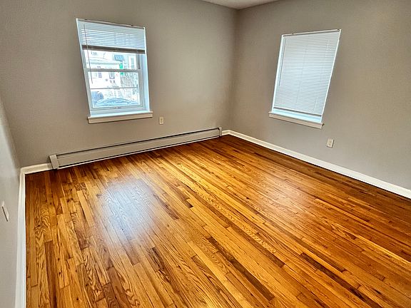 5th image of 75 Clendenny Ave #2B