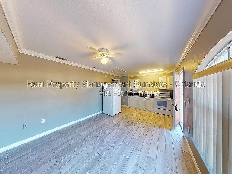 2224 Fan Palm Dr — Photo 4