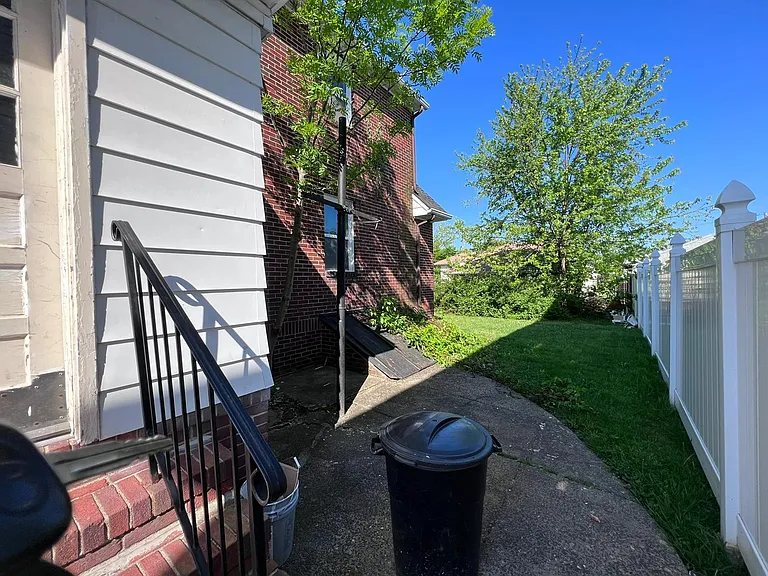 2 Coolidge Ave #2F — Photo 10