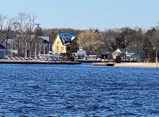92 Tennyson Ave, Toms River, NJ