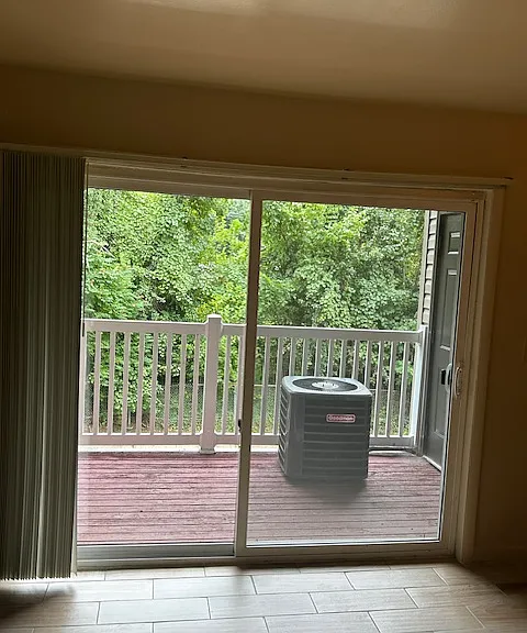 Southern Terrace — Photo 10