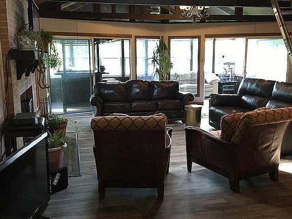 2nd image of 2699 Beach Dr