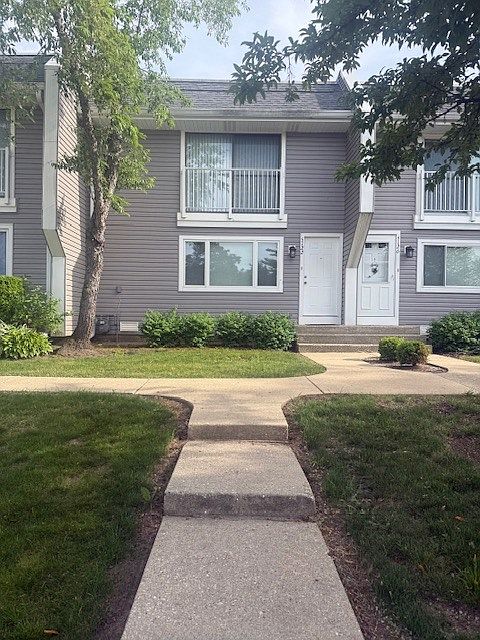 1st image of 5122 Carol Ln