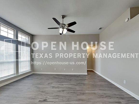 3rd image of 7012 Longo Dr
