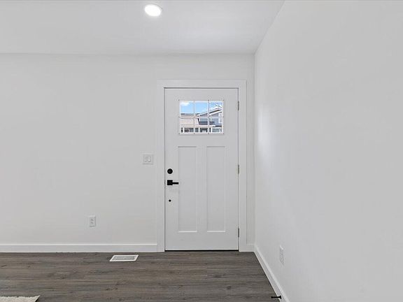 4th image of 1412 Ashe St
