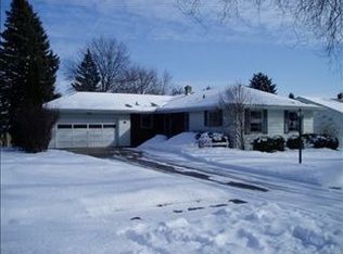 419 Roland Ave, Rockford, IL 61107