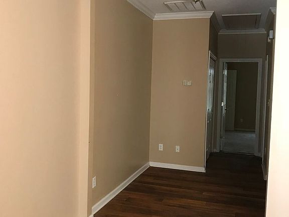 4th image of 1720 Northside Dr APT C