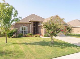 216 Longhorn Dr, Waxahachie, TX 75165