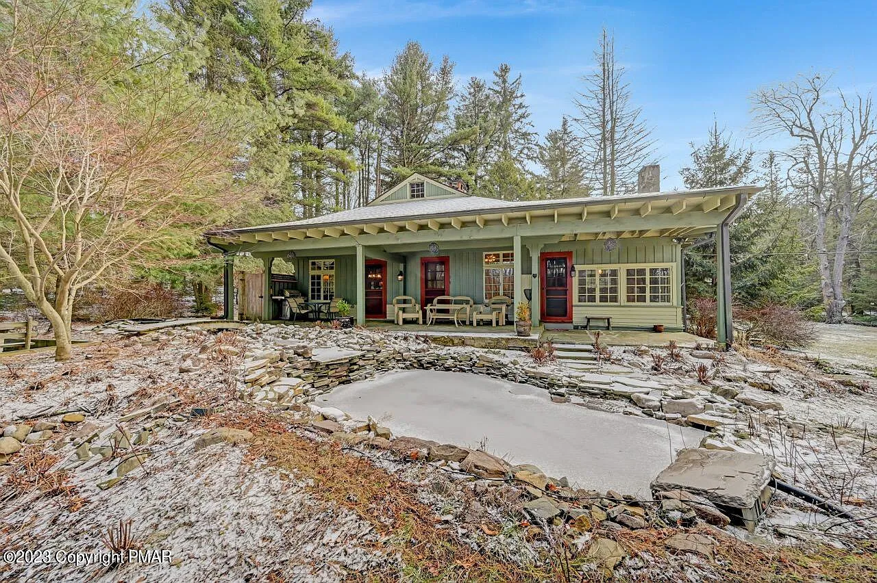5155 Pocono Crest Rd photo 1