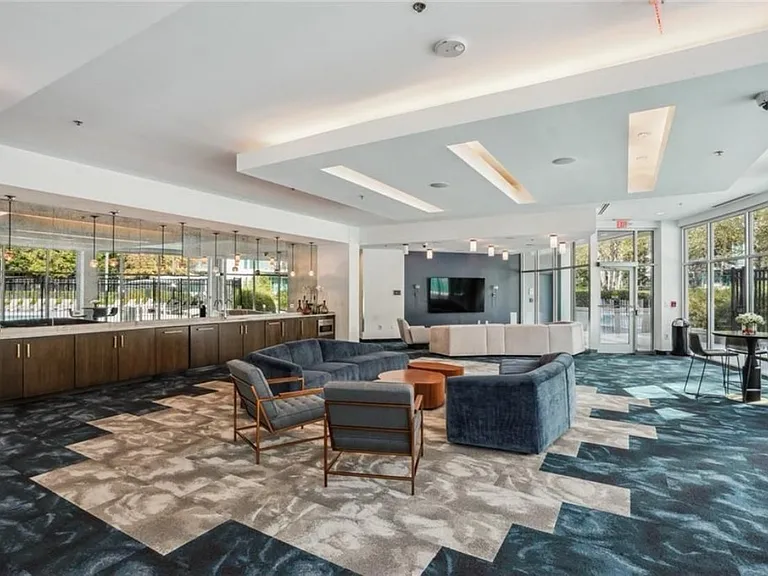 950 W Peachtree St NW — Photo 24