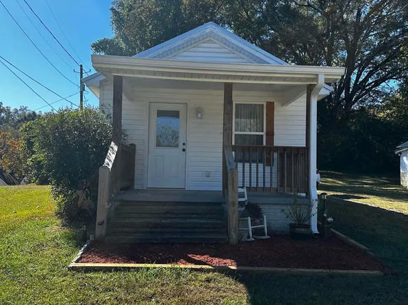 703 Franklin St, Roanoke, AL 36274