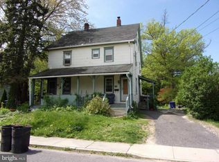 318 Locust St, Moorestown, NJ 08057