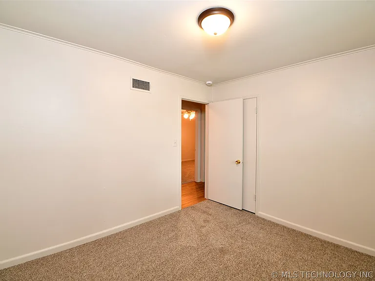 3707 E 29th St — Photo 14