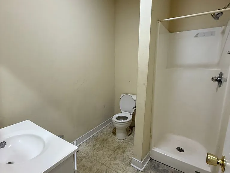 1242 Parkwood Ave — Photo 12