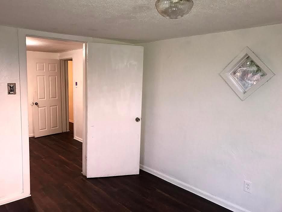 bedroom opens up to back yard deck