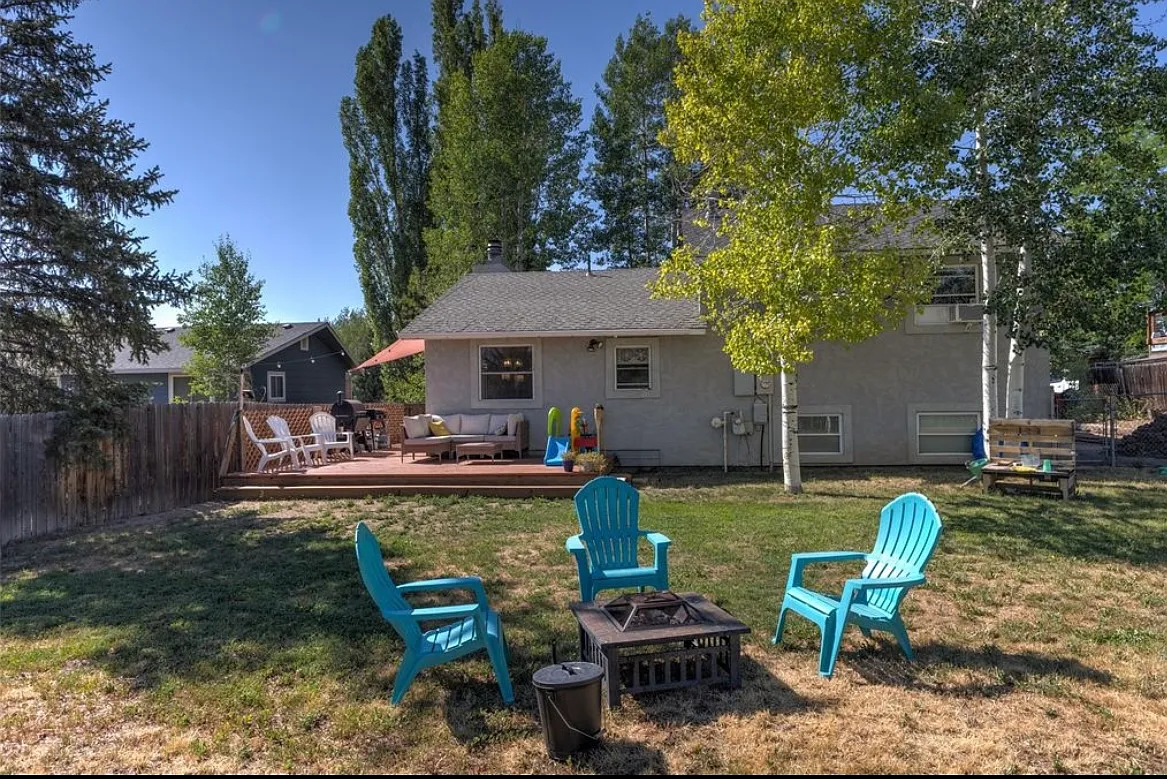4 bed, 1588 sqft, $3,400 — Photo 2