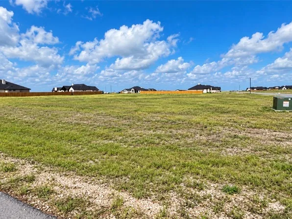 2153 London Ranch Dr, Corpus Christi, TX 78415