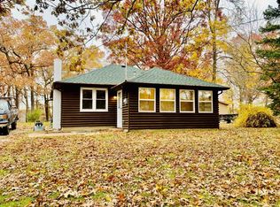 8184 N Tippecanoe Dr, Walkerton, IN 46574