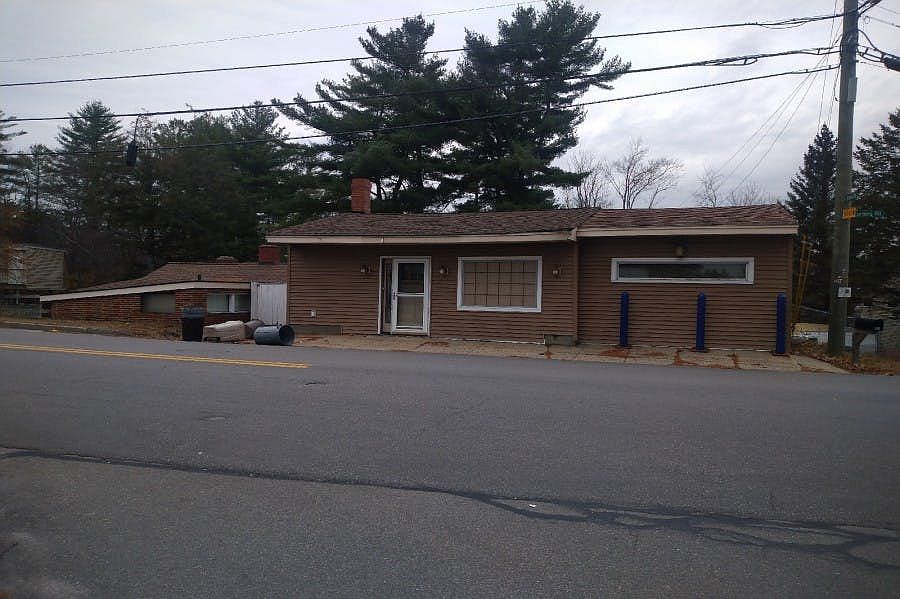 686 Corning Rd, Manchester, NH 03109 Zillow