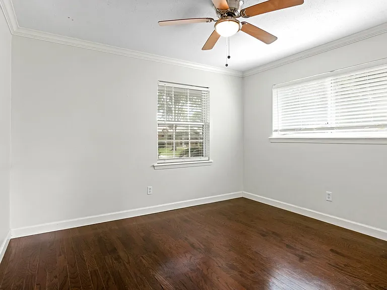 5219 Cheena Dr — Photo 18