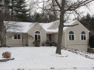 11 Lindsay Rd, Hooksett, NH 03106