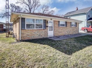 2044 Blandin Ave, Oregon, OH