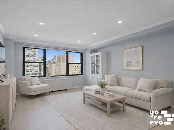 166 E 61st St APT 16L, New York, NY 10065