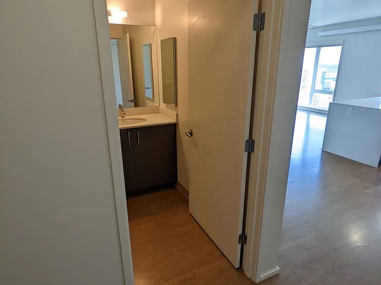 Viewpoint Terrace Apartments — Photo 40