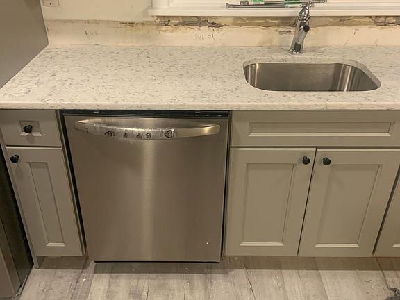 3rd image of 189 Gilbert Ave #1