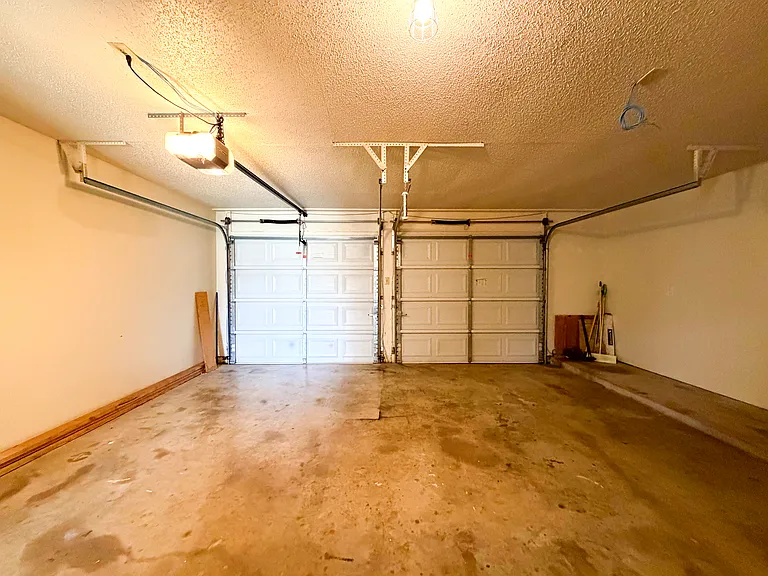 2607 Bluebonnet Dr — Photo 22