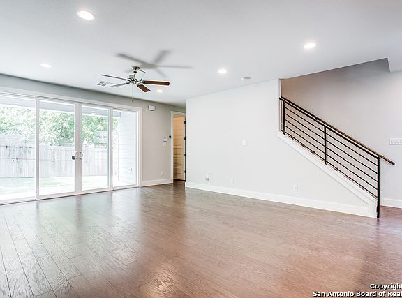 5th image of 144 Claremont Ave #102