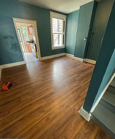1305 E Patapsco Ave — Photo 9