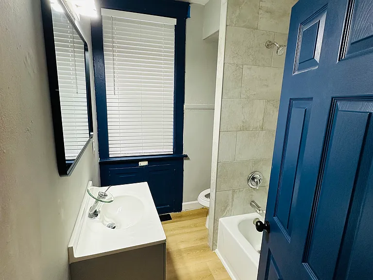 3237 Itaska St #1 — Photo 7