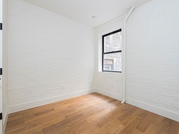 3rd image of 116 Avenue C APT 13