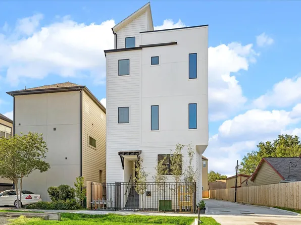 1329 W 22nd St, Houston, TX 77008