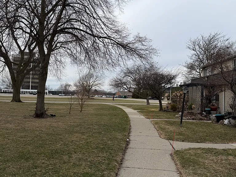 8237 Kennedy Cir — Photo 9