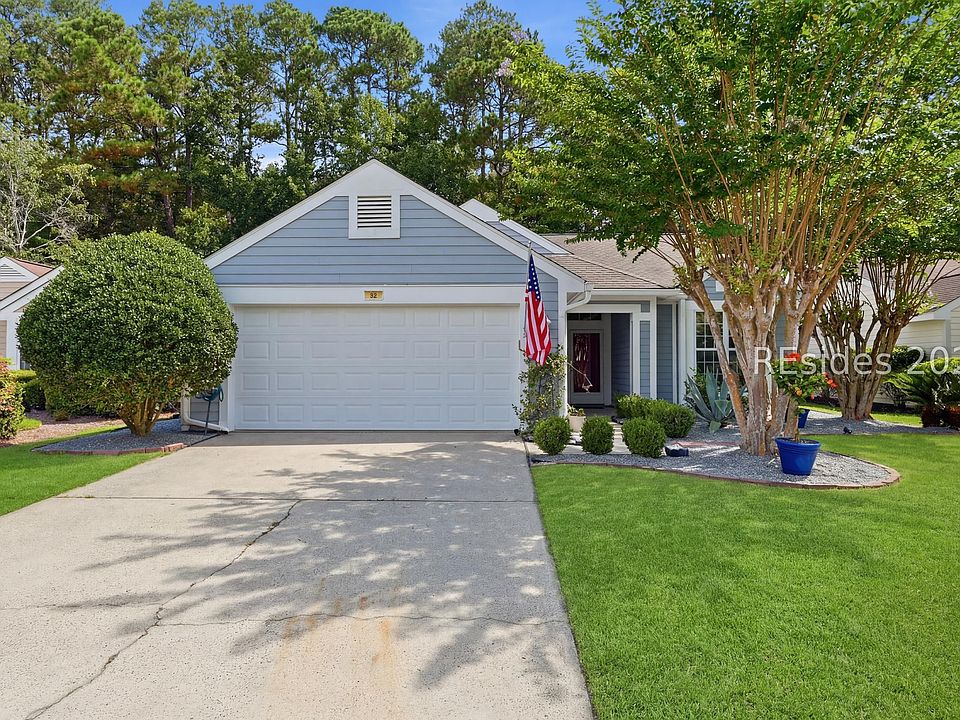 1st image of 35 Broughton Cir
