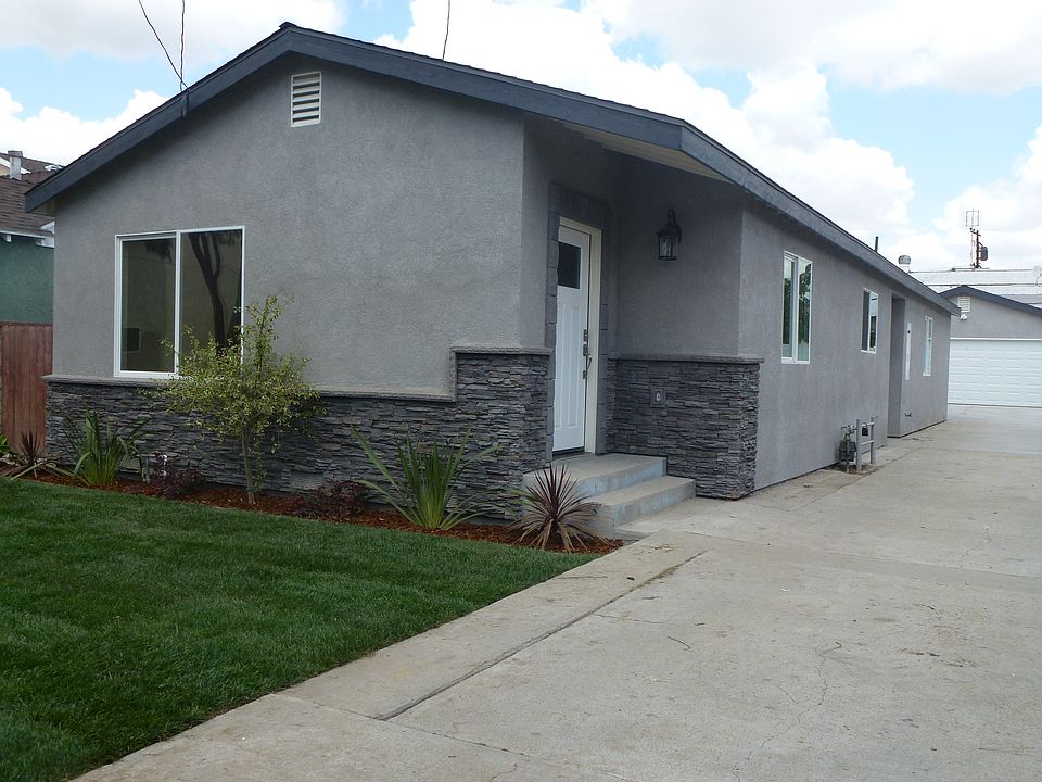 1st image of 9025 Hegel St